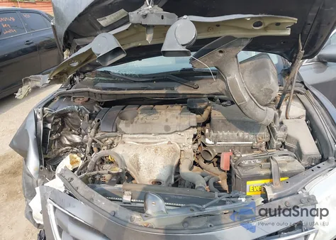 2011 Toyota Camry Se/Le/Xle z USA, uszkodzony, nr VIN 4T1BF3EK4BU728107